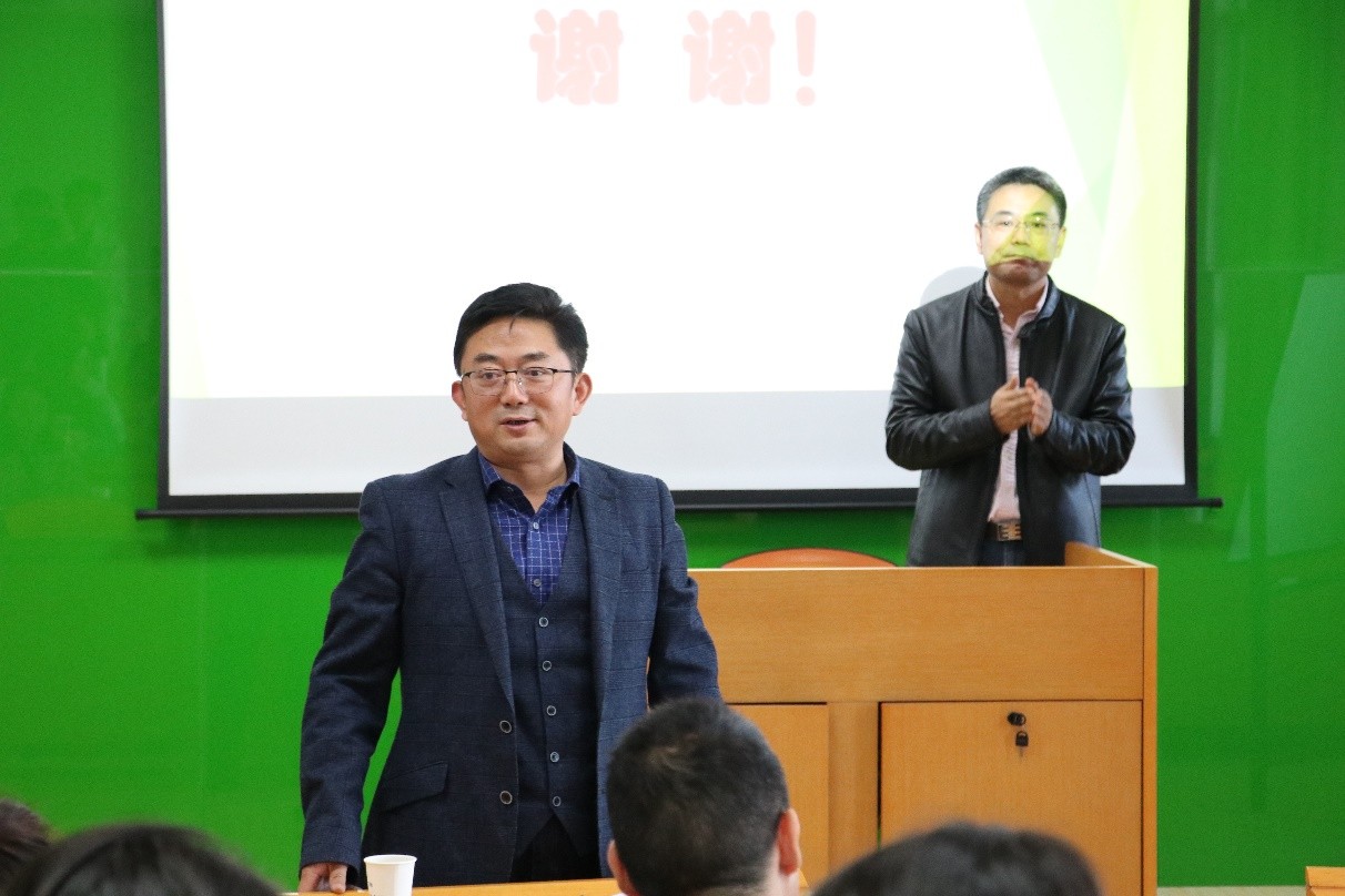 华中科技大学管理学院副院长鲁耀斌为我院师生作学术报告